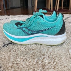 Saucony Endorphin Speed 2